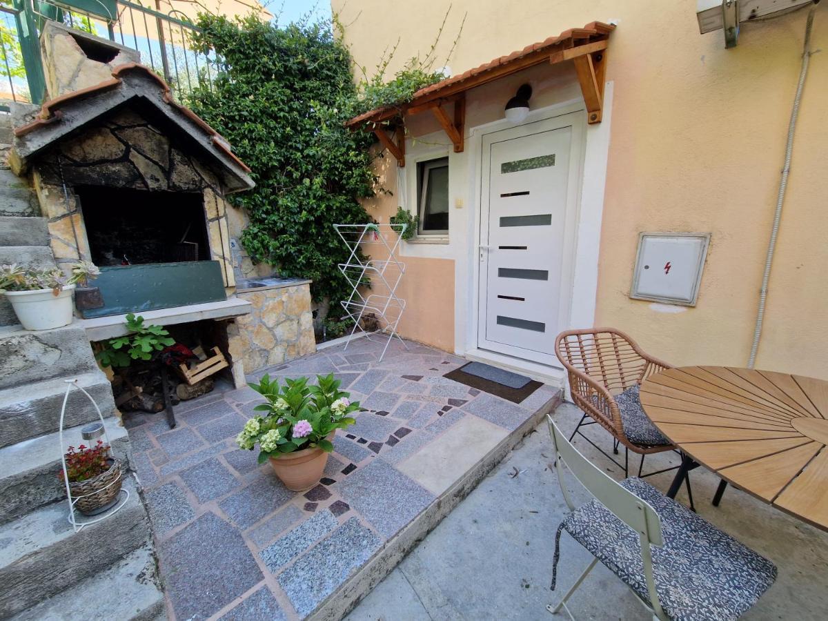 Old Salona Apartman Kültér fotó